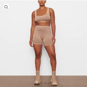 SKIMS OUTDOOR BIKE SHORT SMALL